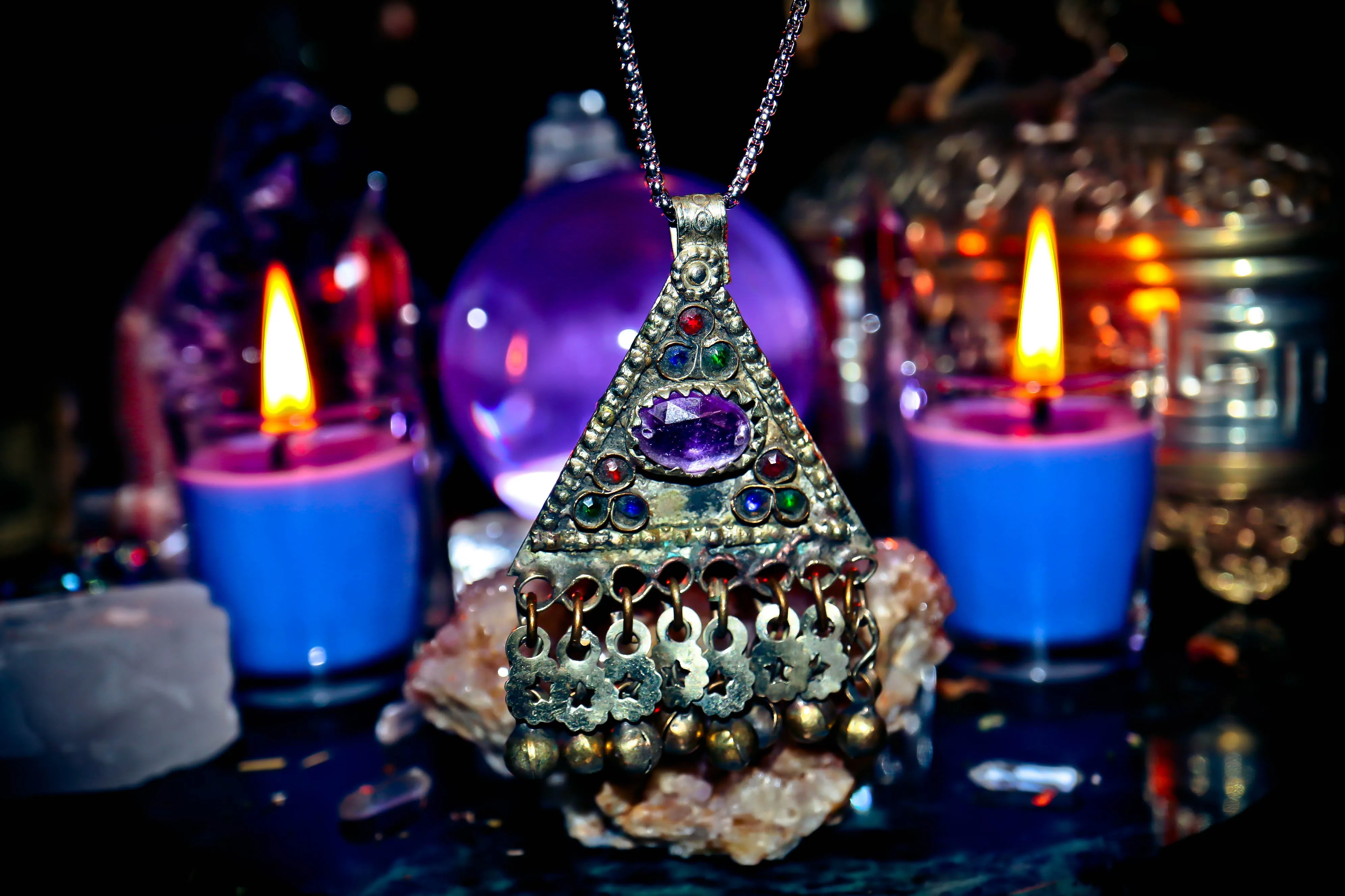 ** 3 QUEEN DJINN ** Haunted Secret Society Djinn Ancient Antique Amulet Occult Warlock's Templar Masonic *** Seraphim Devata 7th Realm Heal Your Soul, Open Your 3rd Eye, Karma * WEALTH $$$