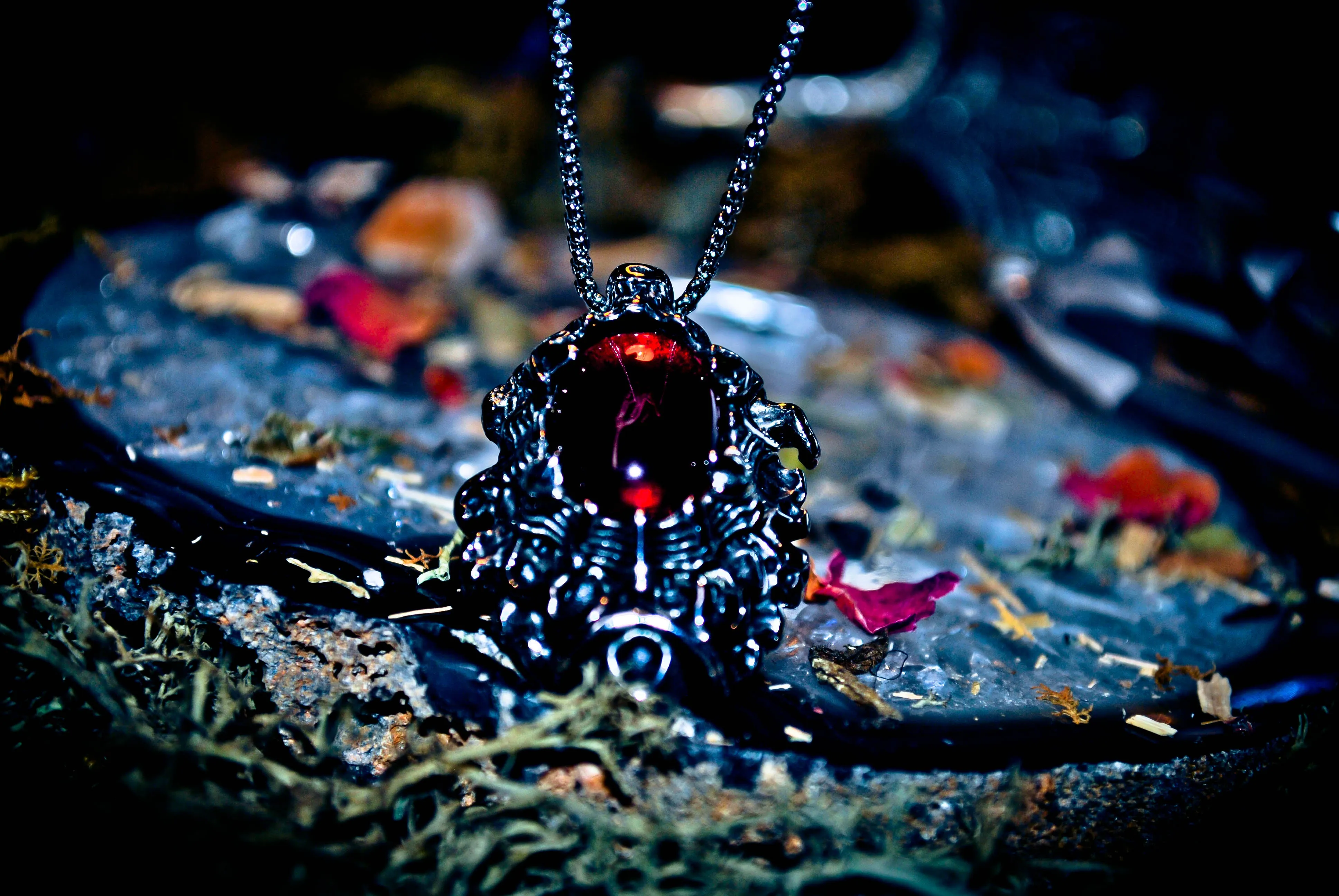 ** RARE ** Haunted SANGUINE VAMPIRE Amulet of Eternal Wealth and IMMORTALITY! $$$ Pendant of ULTIMATE Wealth 33 Money & Luck Spells PARANORMAL VAMP! $$$