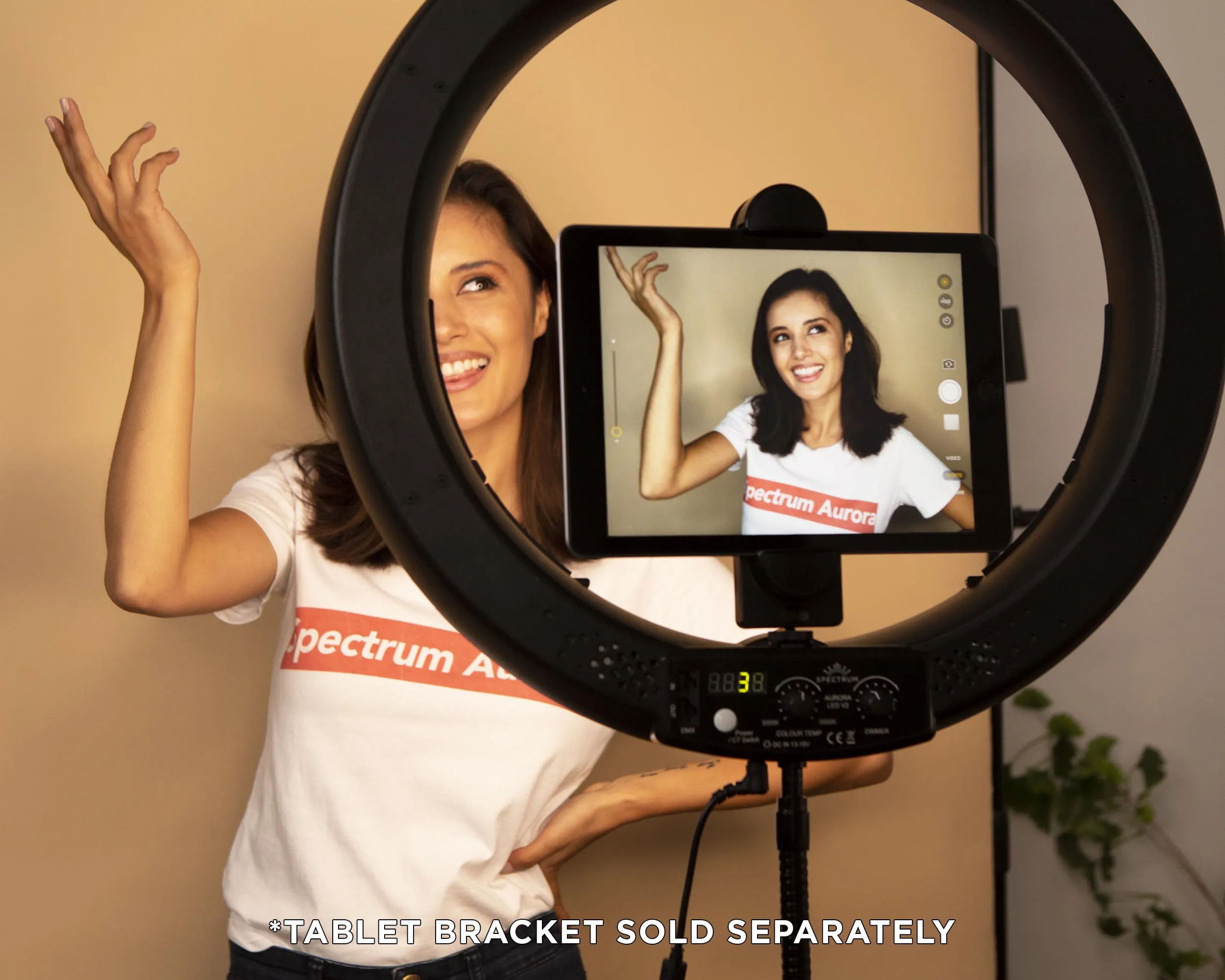 19" LED Ring Light - Gold Luxe II (EX-DEMO)