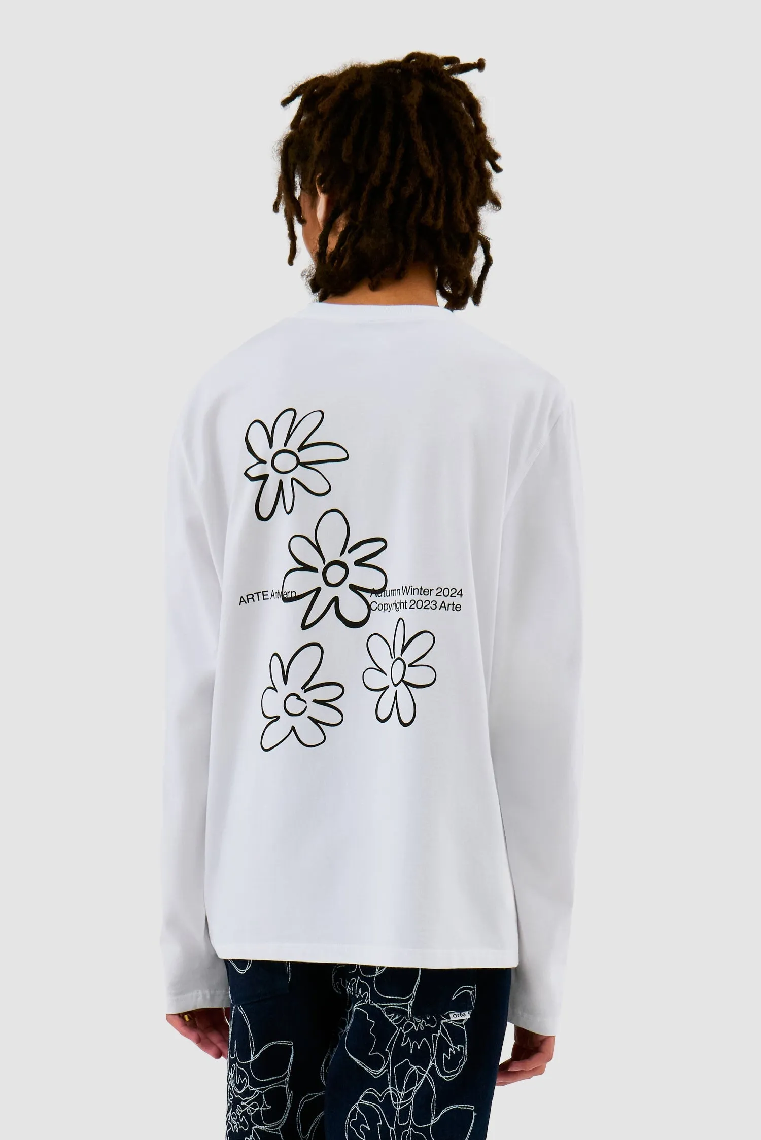 FLOWERS BACK LONGSLEEVE