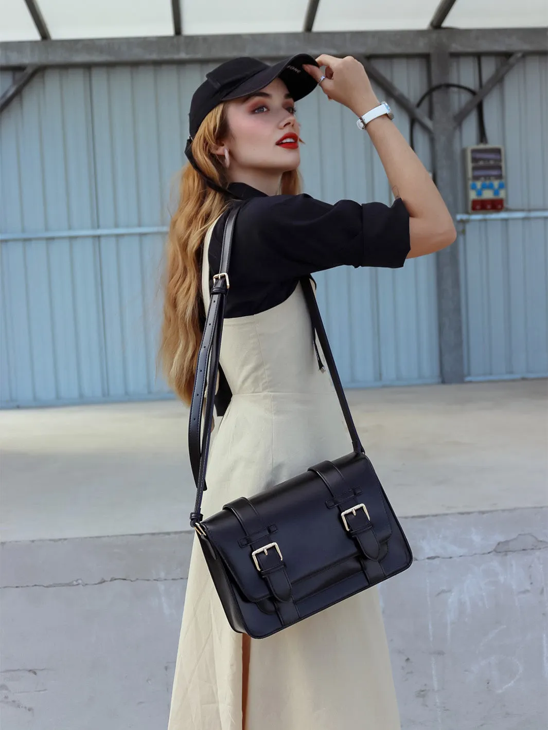 Jane Messenger Bag