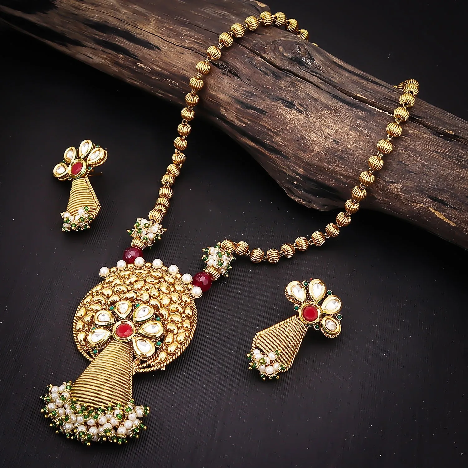 Sukkhi Bewitching Gold Plated Kundan & Pearl Necklace Set For Women